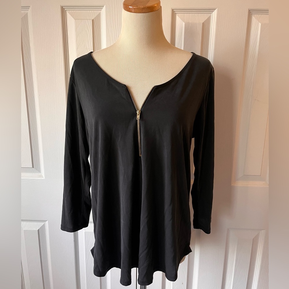 Three Quarter Inch Sleeve Shirt With Quarter Zip